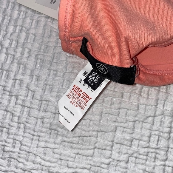 Missguided Womens NWT Mix & Match Swimsuit Bikini Top Size US 8 Frill Peach - Picture 8 of 9